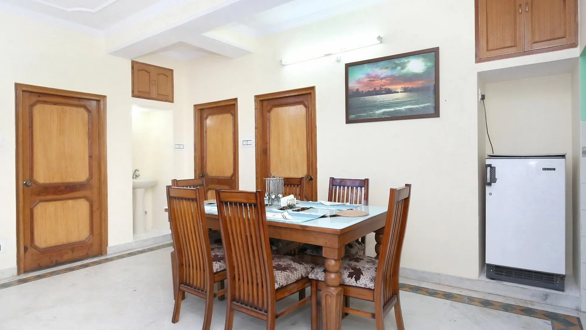 Oyo Home 10862 3Bhk Chotta Shimla 0*,  India